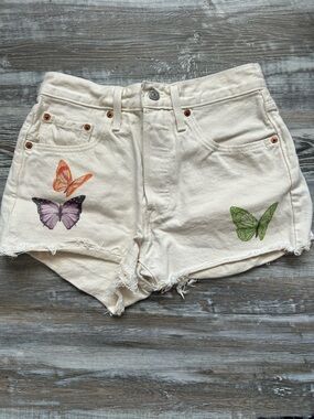 Levi’s butterfly denim shorts